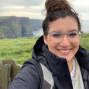 Meet your Posher, Joy